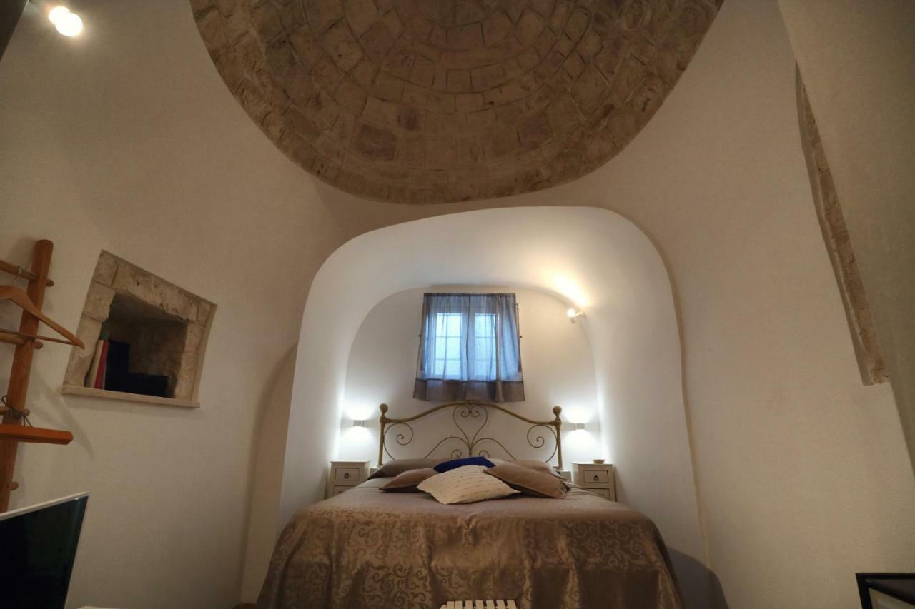 Gasthaus Trulli Di Zia Tata Locorotondo Exterior foto